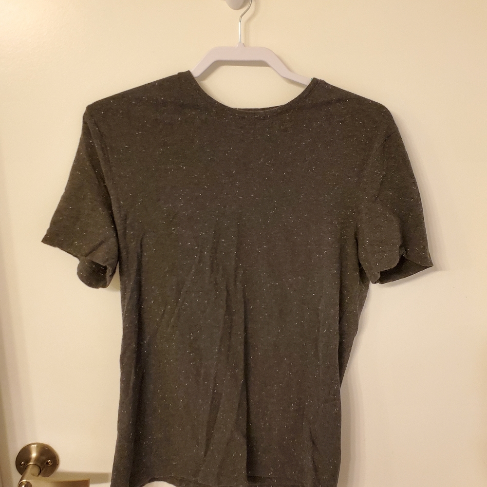 H&M speckled grey shirt